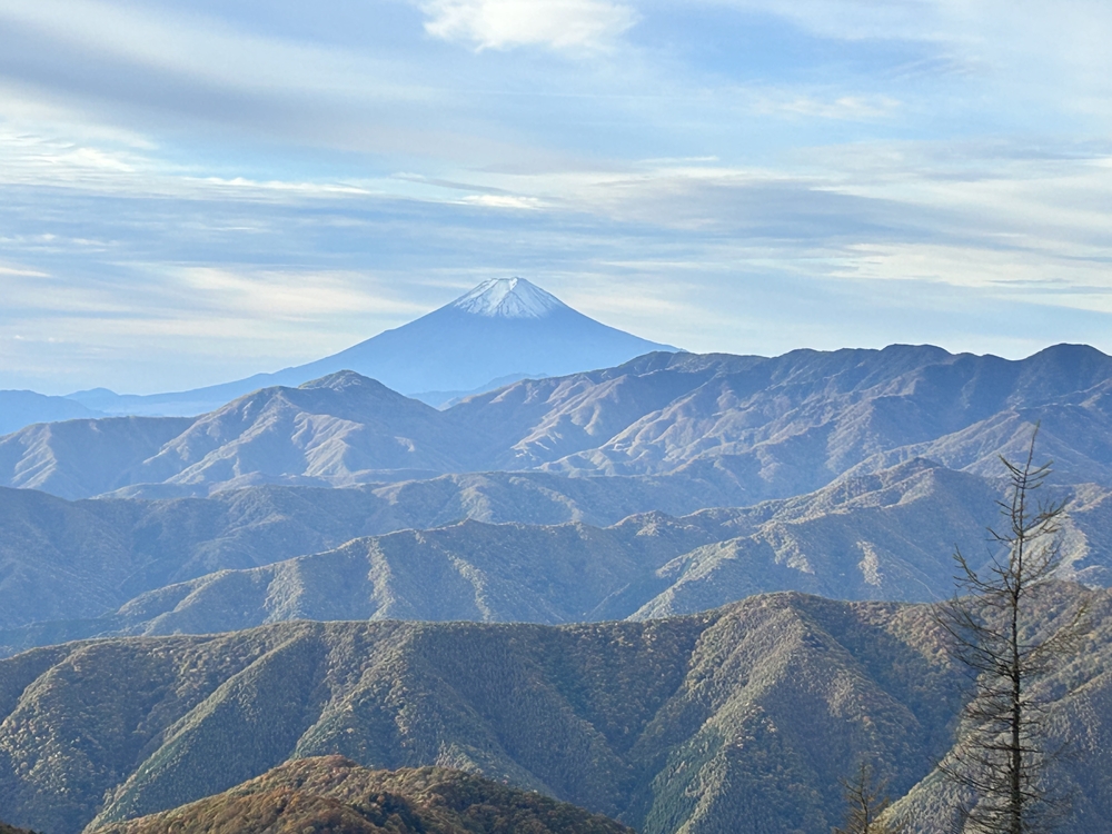 雲取山山頂から